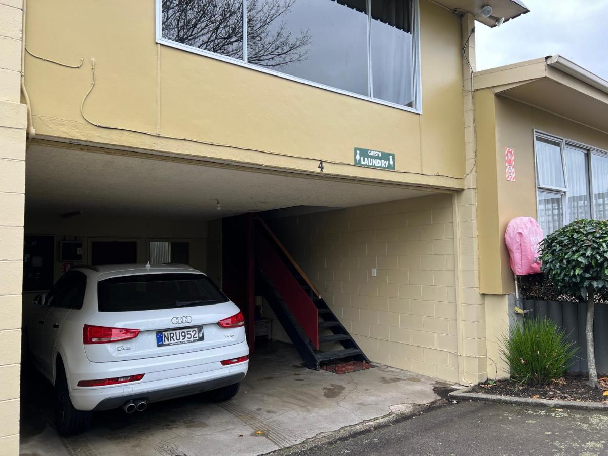 Golden Leaf Apartments Invercargill Extérieur photo