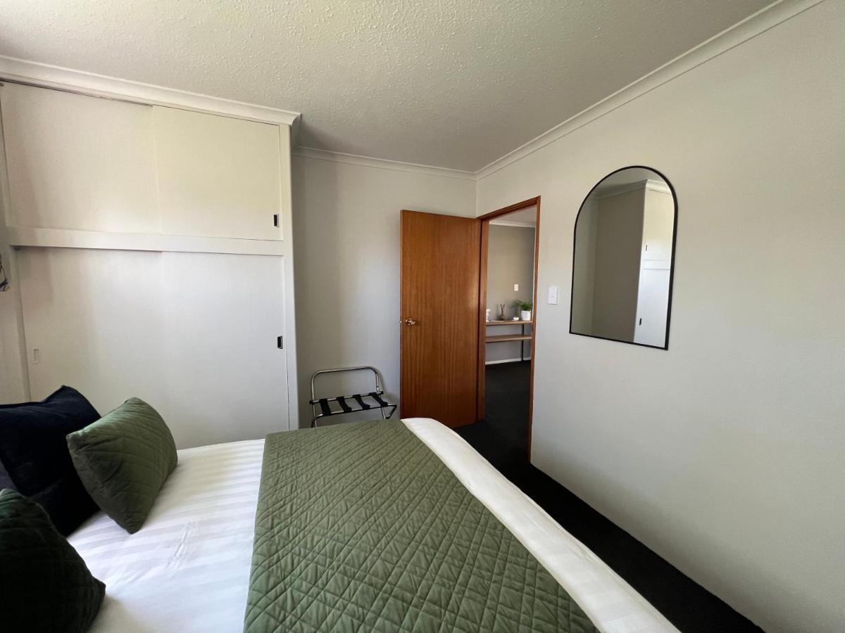 Golden Leaf Apartments Invercargill Extérieur photo