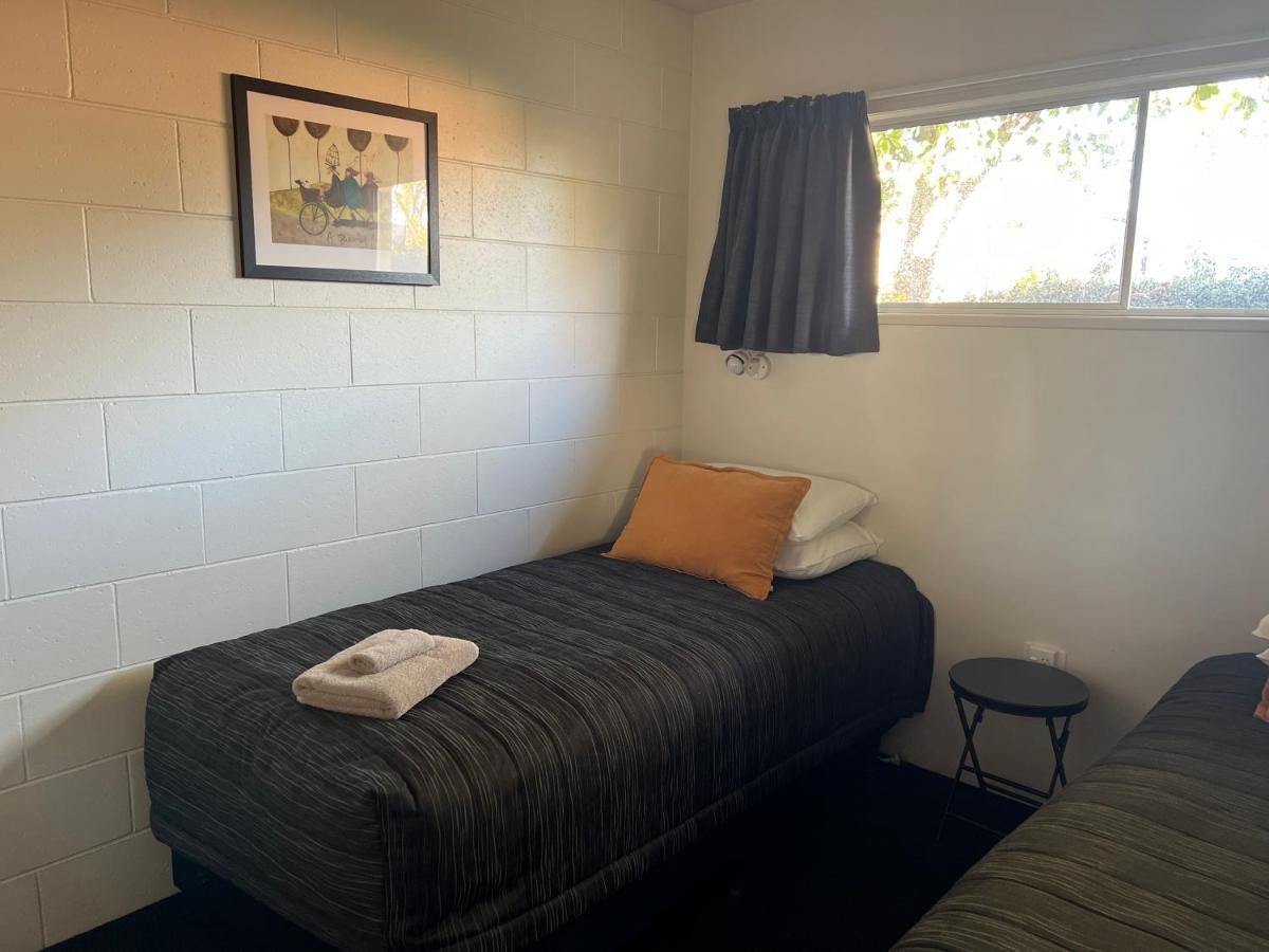 Golden Leaf Apartments Invercargill Extérieur photo