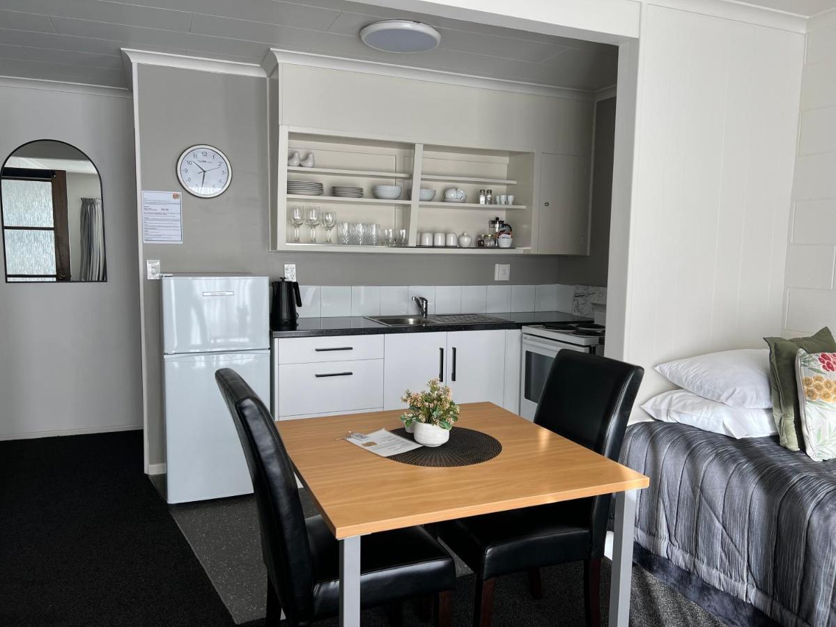 Golden Leaf Apartments Invercargill Extérieur photo